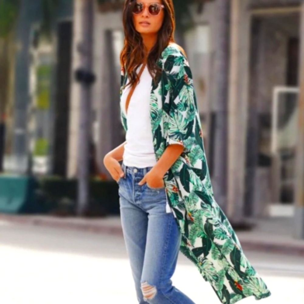 🎉HOST PICK🎉 Rachel Zoe Collection Palm Print Duster